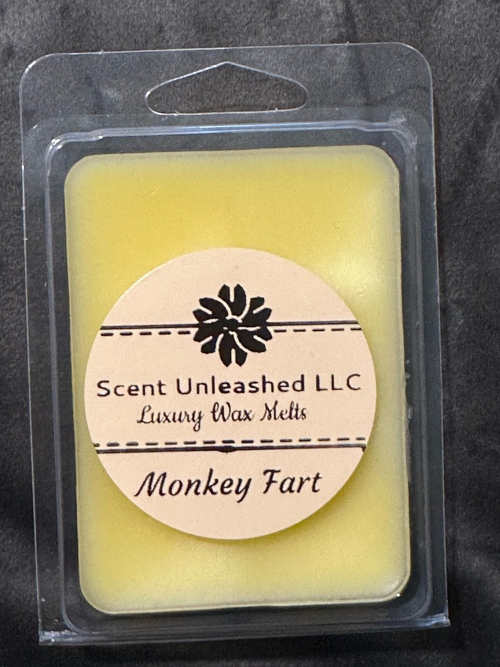 Scent Unleashed LLC Wax Melts - Assorted Fragrances - Picture 5 of 6